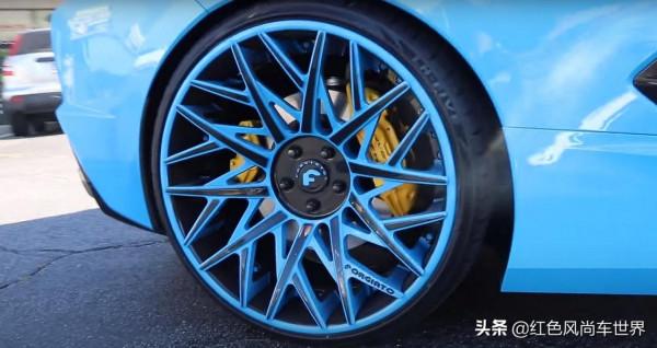 克爾維特 C8 Rapid Blue搭配FORGIATO輪轂 看起來不錯 克爾維特 C8 Rapid Blue搭配FORGIATO輪轂 看起來不錯