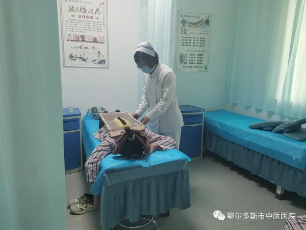 錦旗的故事 | 中醫特色治療為頸椎病患者健康護航