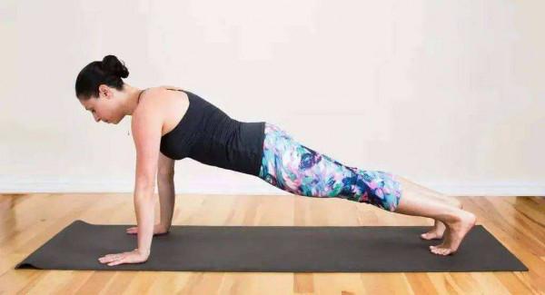 瑜伽四柱支撐，最容易犯的7處錯誤，尤其要注意