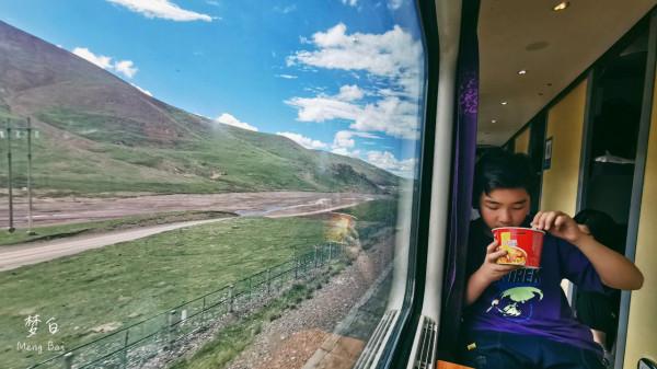 坐著火車去拉薩的願望 這個暑假實現了 走了一次神奇的天路 說說感受