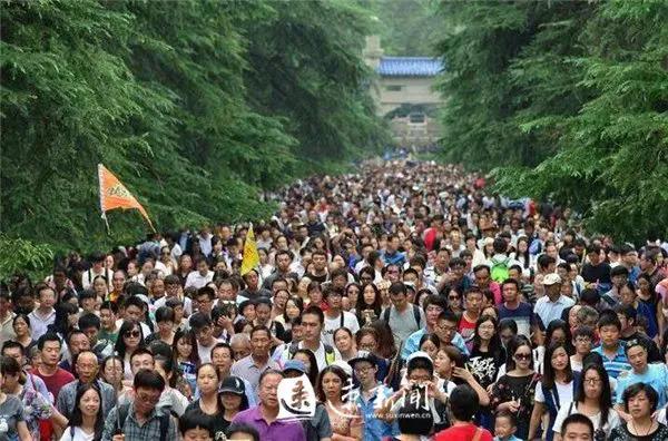 這個國慶假，到處真是人山與人海