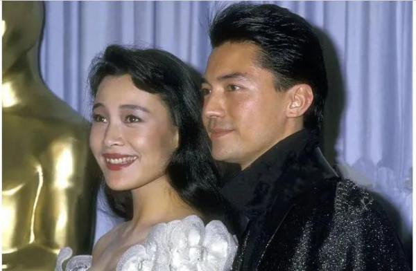 可憐的尊龍：令林青霞王祖賢著迷的男人，卻被摯愛拒絕孤獨一生
