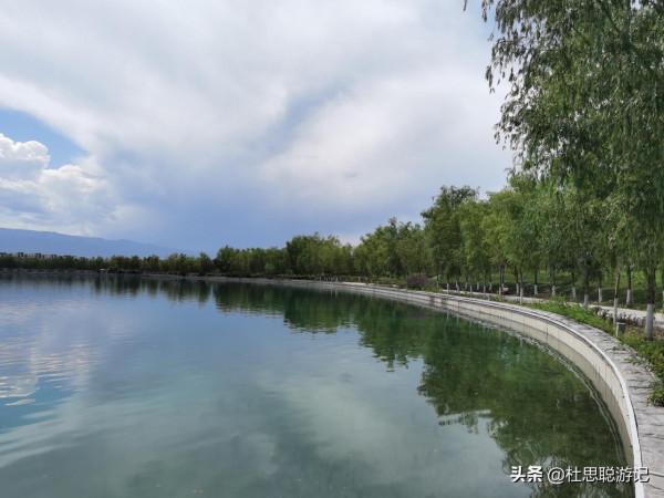 漢EV自駕新疆伊犁，一個人獨自玩耍，逛鞏留縣的蝶湖景區