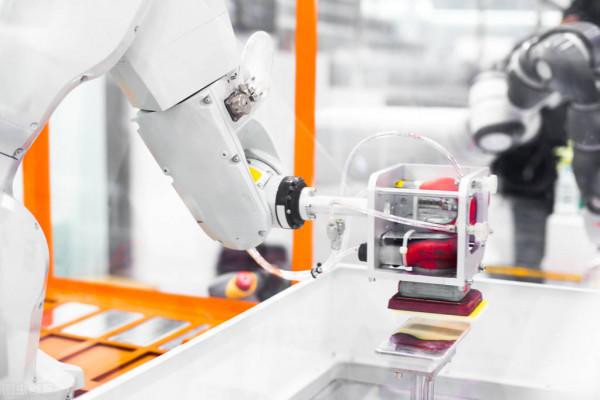 人工智慧賦能新藥研發，這次跨行對醫藥行業帶來什麼？