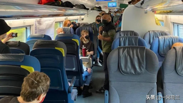 “氣候列車”開往格拉斯哥,大量荷蘭青年人前往 “氣候列車”開往格拉斯哥,大量荷蘭青年人前往