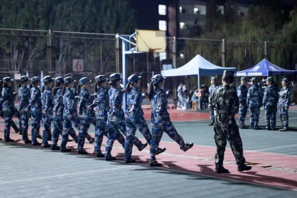 山東科技大學軍訓大片震撼出擊!超燃草地音樂節等你贊 山東科技大學軍訓大片震撼出擊!超燃草地音樂節等你贊