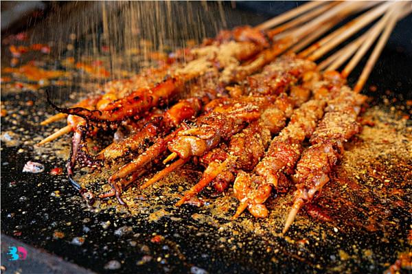 燒烤美味,但有危害,老年人適合吃燒烤嗎?吃燒烤的注意事項 燒烤美味,但有危害,老年人適合吃燒烤嗎?吃燒烤的注意事項