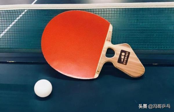 乒乓球拍的粘拍方法，教程來了，快來學習
