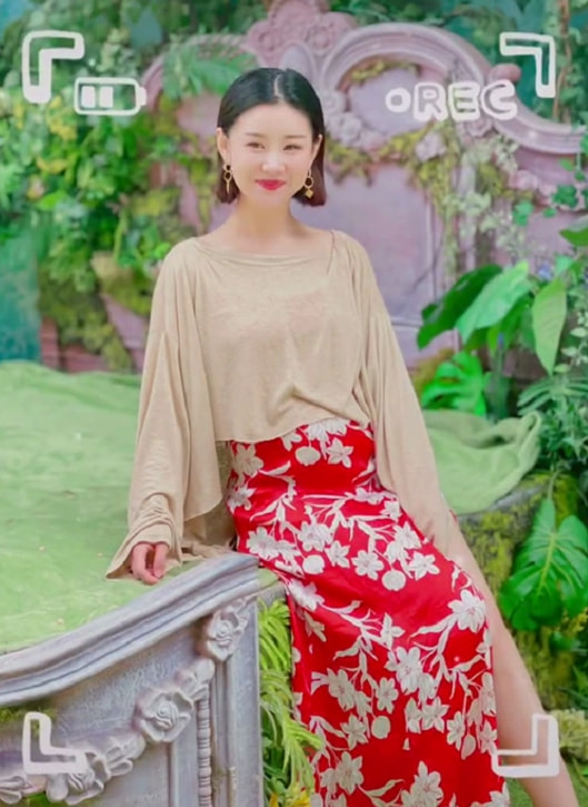 李小萌曬全家福慶中秋,疑暗示二胎性別,王雷抱熟睡兒子超有愛 李小萌曬全家福慶中秋,疑暗示二胎性別,王雷抱熟睡兒子超有愛