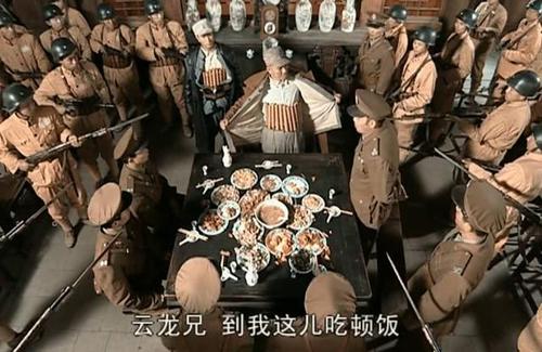 扮酷耍帥就別演軍人，看看這7位男星的表演