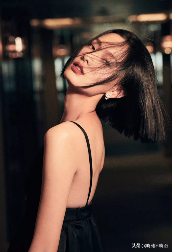 今年火了一種髮型叫:“一刀切”,高階又減齡,難怪倪妮都上頭了 今年火了一種髮型叫:“一刀切”,高階又減齡,難怪倪妮都上頭了