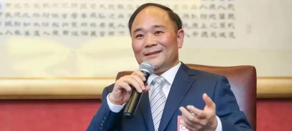 賣車不如搞金融?吉利花1億成立商業保理公司 李書福在下什麼棋? 賣車不如搞金融?吉利花1億成立商業保理公司 李書福在下什麼棋?