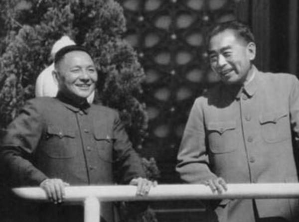 1955年中南海大授銜,4人與元帥軍銜擦肩而過,他們都是誰? 1955年中南海大授銜,4人與元帥軍銜擦肩而過,他們都是誰?