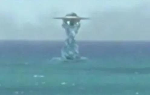 泰坦尼克號和USO