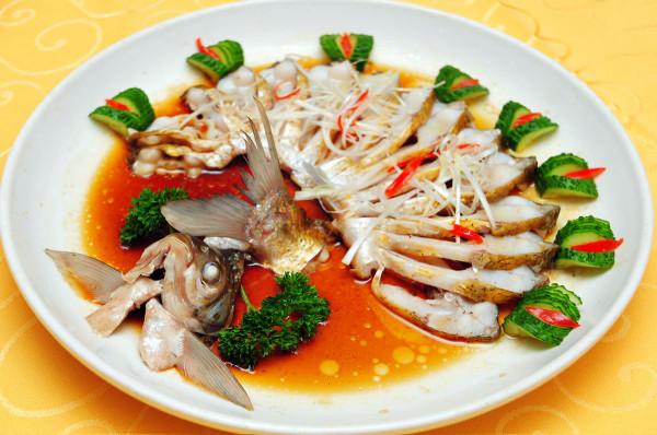 12道家常拿手菜，有葷有素有湯，色香味俱全，收藏宴客有面兒