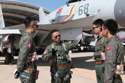 海軍艦載機飛行教官群體：打造艦載機飛行員培養的&OpenCurlyDoubleQuote;中國樣本&rdquo;