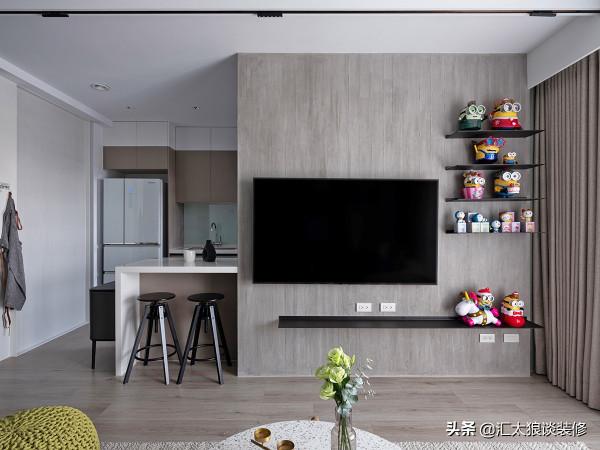 好喜歡這樣沉靜安寧的氛圍，就像置身在濃郁的森林之中，超級解壓