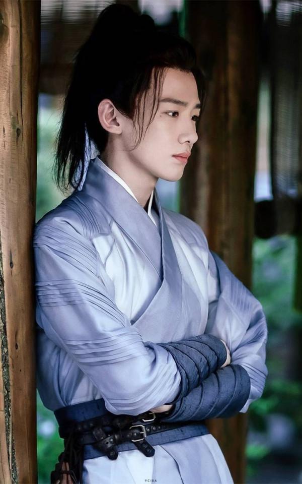 如今古裝劇裡的美男,我只服這6位!帥得很有古典感,儀態也超棒 如今古裝劇裡的美男,我只服這6位!帥得很有古典感,儀態也超棒