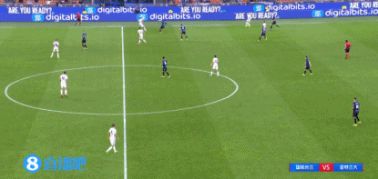 老而彌堅,哲科目前以5球列意甲射手榜第二位 老而彌堅,哲科目前以5球列意甲射手榜第二位