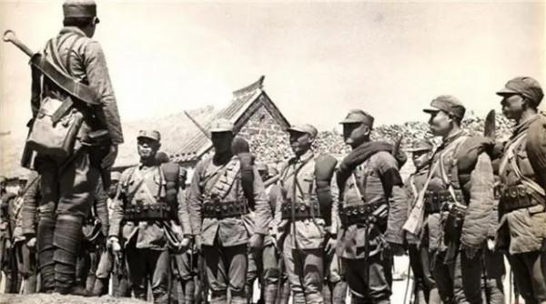 山東醫生堅持免費給人看病,女兒看報紙後才知:父親是侵華日本兵 山東醫生堅持免費給人看病,女兒看報紙後才知:父親是侵華日本兵