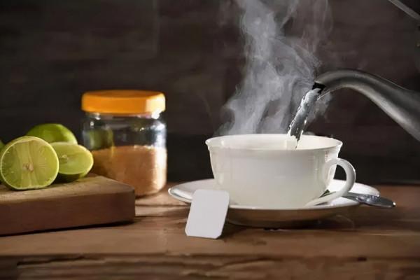 冬季，老人怎麼預防疾病？多做3件事，少做3件事，就夠了