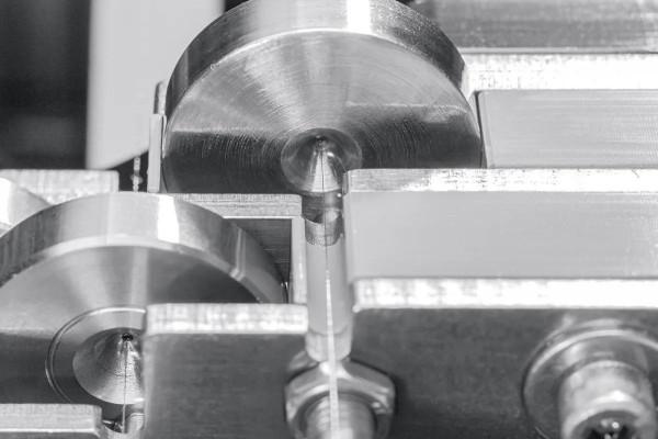 遊絲硬度及彈性升級的秘密:Richard Lange與他的專利發明 遊絲硬度及彈性升級的秘密:Richard Lange與他的專利發明