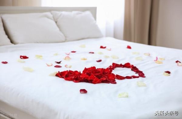 為什麼情侶酒店都使用“圓床”？我為大家詳細解開這個秘密