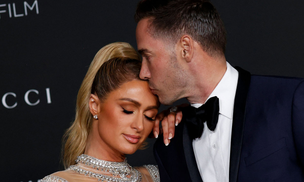 名媛希爾頓嫁了！甩14個富豪明星男友，曬千萬鑽戒，婚禮連辦三天