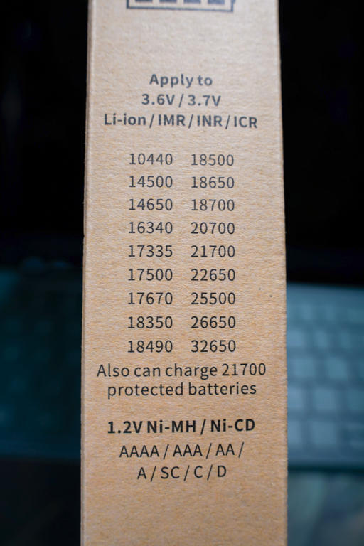 充電電池規格太多?18W快充,一個充電器搞定!XTAR VC4 Plus實測 充電電池規格太多?18W快充,一個充電器搞定!XTAR VC4 Plus實測