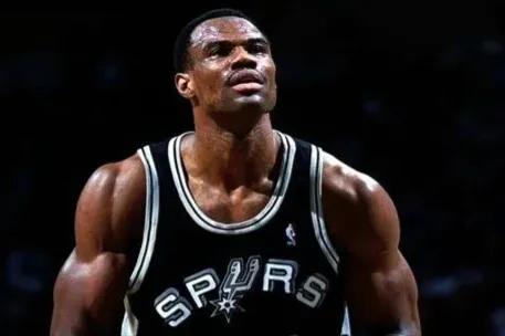 美媒列出30支球隊擁有過的年度最佳防守球員，12支球隊從未擁有過