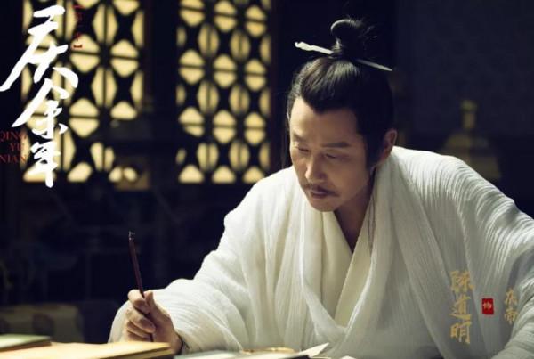 下一年待播劇官宣，楊冪一人佔了3部，這是要“霸屏”的節奏嗎？