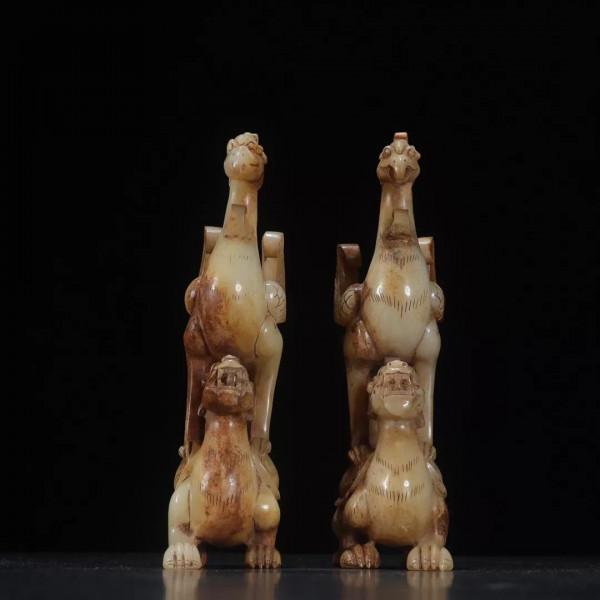 舊藏 高古玉 獨佔鰲頭 擺件單隻規格：高寬厚17*7.8*3.9cm 重430克