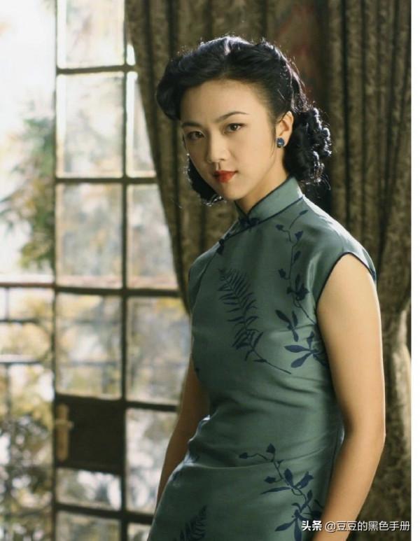 旗袍如照妖鏡，看看這17位女星，誰最驚豔，誰像偷穿大人衣服？