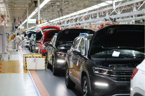 富士康打響造車第一槍！2024年開始投產電動車