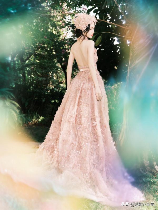 GQ年度最美紅毯：熱巴雀斑妝出戰，baby仙女棒接招，金晨紅氣逼人