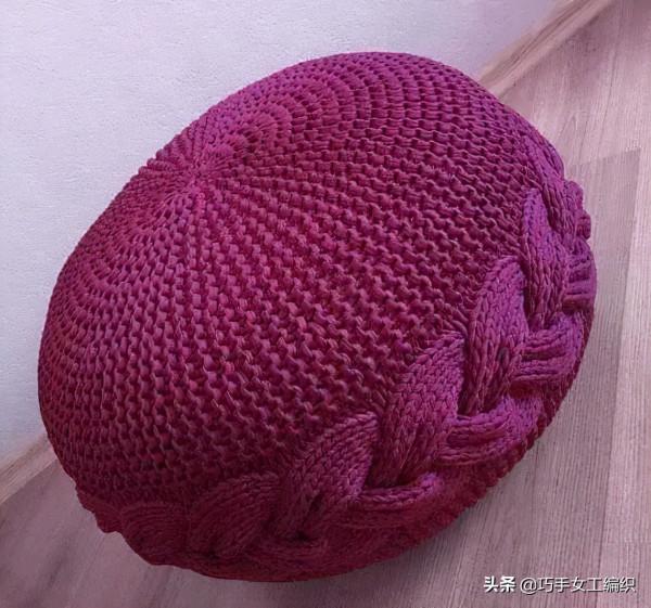 家裡的舊毛線，拿來鉤幾個圓形凳子，簡單好學，全家人都會喜歡