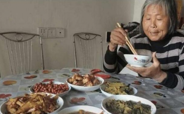 半夜時分經常口乾舌燥？是哪裡出了問題？瞭解一下