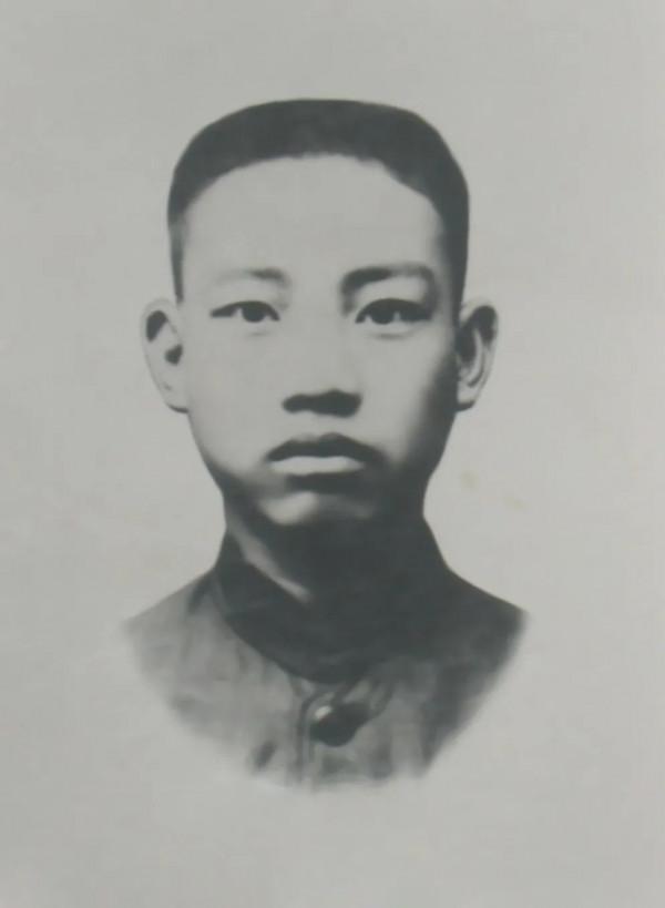 曉莊十英烈尋訪│袁諮桐：最小烈士被敵人改大兩歲後殺害