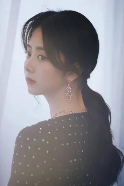 譚松韻：清純的娃娃臉