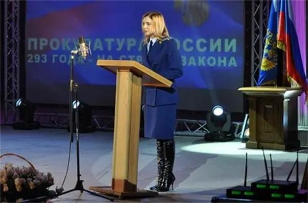 克里米亞美女檢察長：普京曾對她很器重，給其高官，現有了新工作