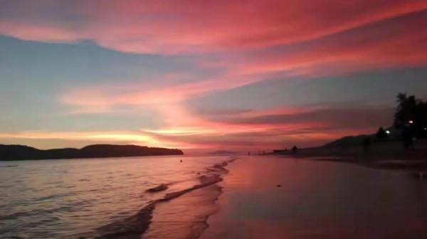 風情萬種之蘭卡威，沉醉交織的撩人夜色中，去找尋流浪的詩和遠方