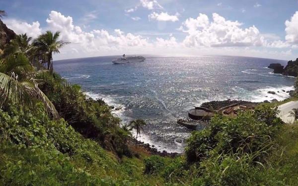 9名英國兵叛逃孤島，聯合土著女人消滅土著男人，孕育出罪惡習俗