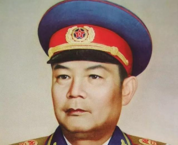 葉劍英從未指揮大兵團作戰，為何是元帥？看看其貢獻就明白了