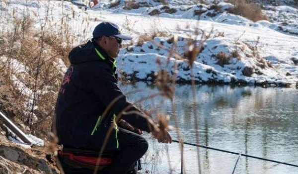 很快就要入冬，冬季刮什麼風更有利於垂釣？