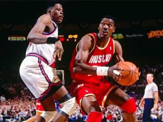 盤點NBA七大經典招式,學會任何一個野球場無敵 盤點NBA七大經典招式,學會任何一個野球場無敵