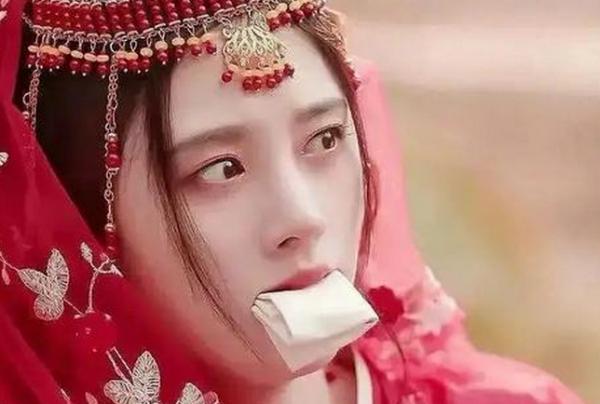 鞠婧禕無時無刻都在保持自己的美,再“美”下去的話就毀了 鞠婧禕無時無刻都在保持自己的美,再“美”下去的話就毀了