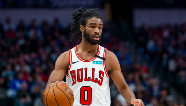 找到第五巨頭！00後小夥超級崛起，恭喜德羅贊拉文，能圍剿籃網了