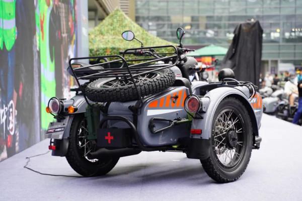 摩博會 | 長江兩輪、邊三輪升級至700發動機，38880元起