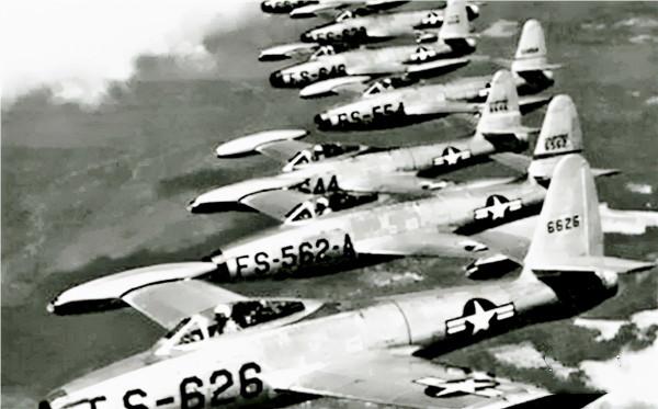 4架不明戰機突然“來襲”,他臨危抗命,卻在險境中挽救了空七軍 4架不明戰機突然“來襲”,他臨危抗命,卻在險境中挽救了空七軍