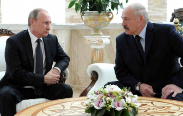 盧卡申科正式宣佈將與普京結盟